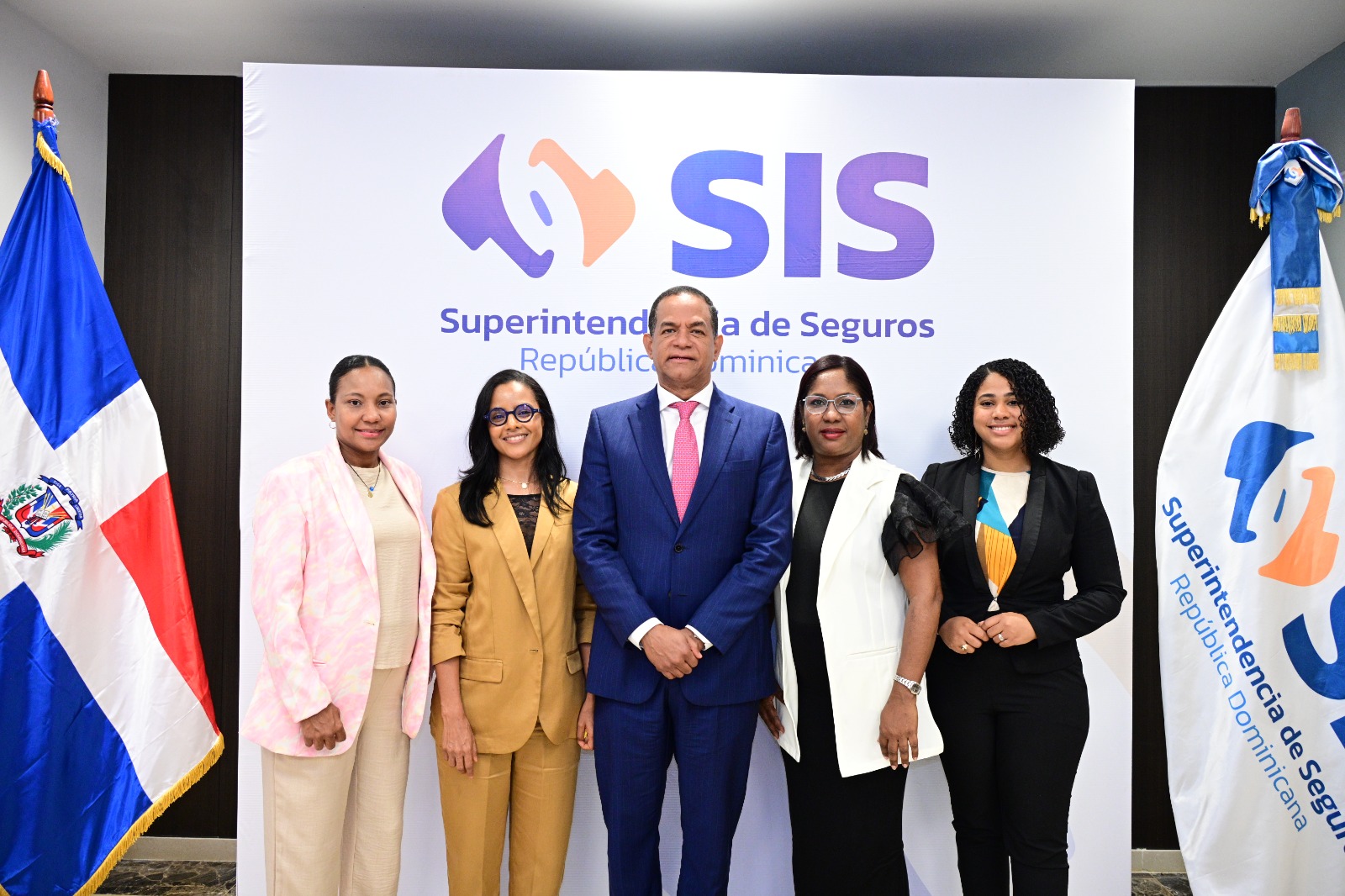 Superintendencia de Seguros presenta avances en igualdad de género y consolida acciones para una institución más inclusiva