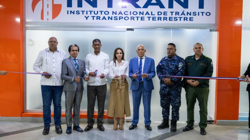 INTRANT abre por primera vez oficinas de licencias en Montecristi y Dajabón