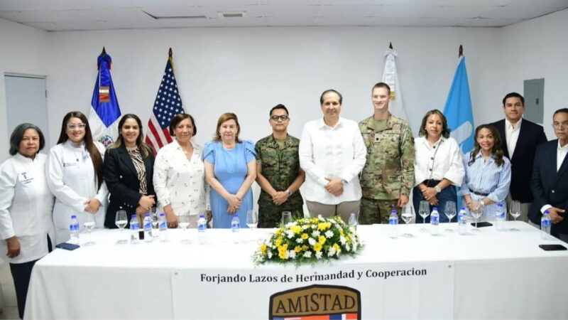 Ministerio de Salud y Comando Sur de los EE. UU. llevan servicios médicos gratuitos a 1,900 personas de La Vega