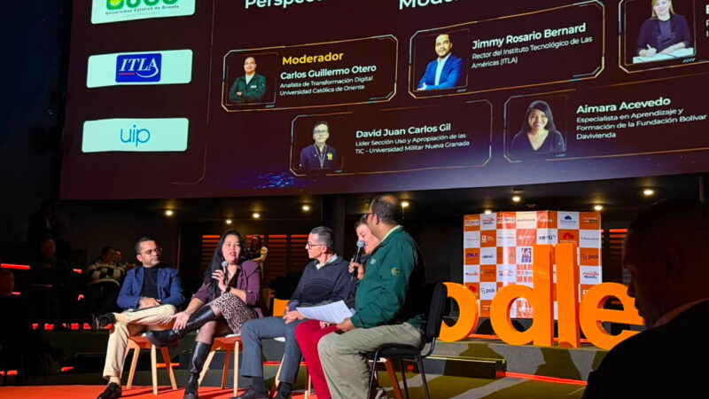 Rector del ITLA participa como panelista en MoodleMooT Colombia 2026