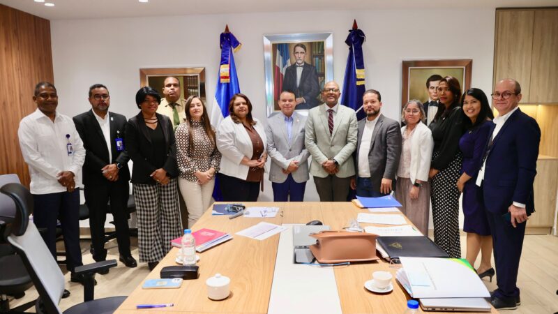 Titular del SNS es reconocido por el CMD como Hijo Meritorio de Sánchez Ramírez