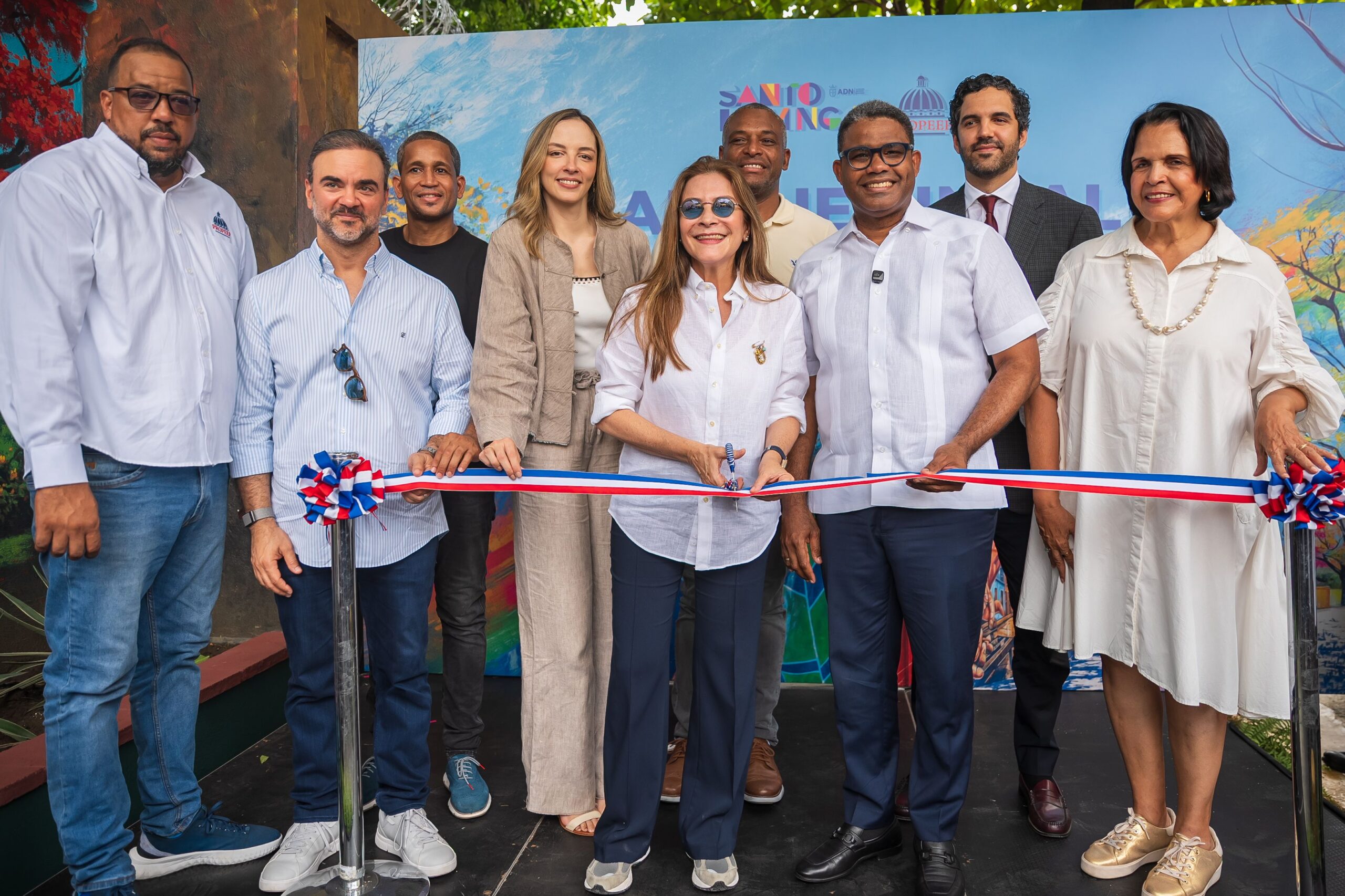 Carolina inaugura parque lineal Villa Consuelo, devolviendo esplendor y seguridad a calle María Viuda de la Cruz