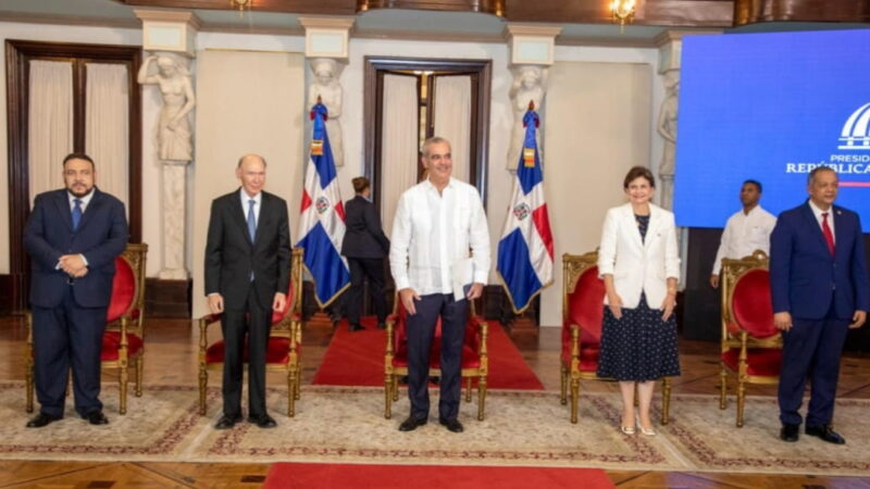 Presidente Abinader anuncia nueva sede para la Academia Dominicana de la Historia en su 95. ° aniversario