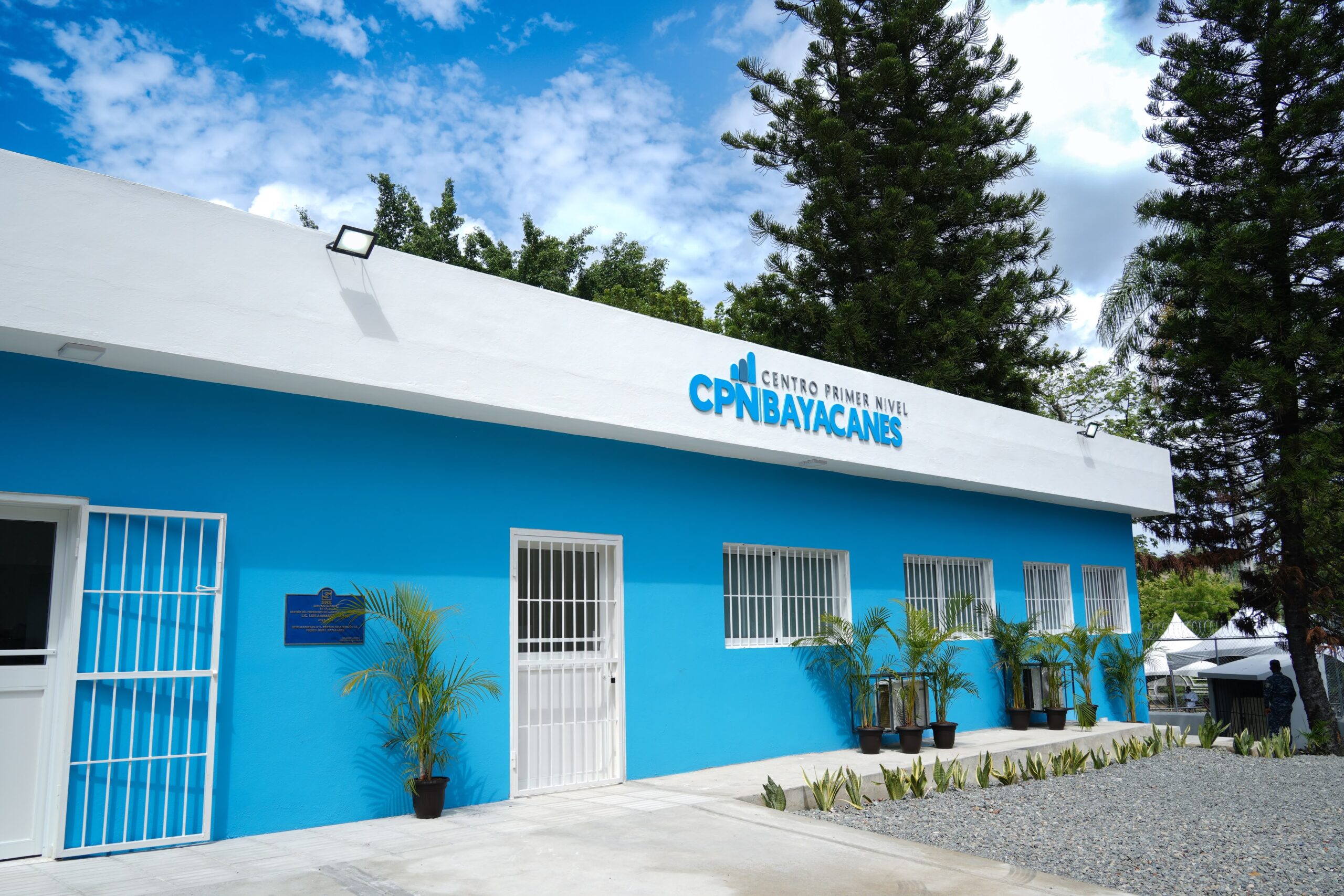 SNS entrega dos CPN remozados e inicia intervención Hospital Materno Ramón Báez en el Cibao