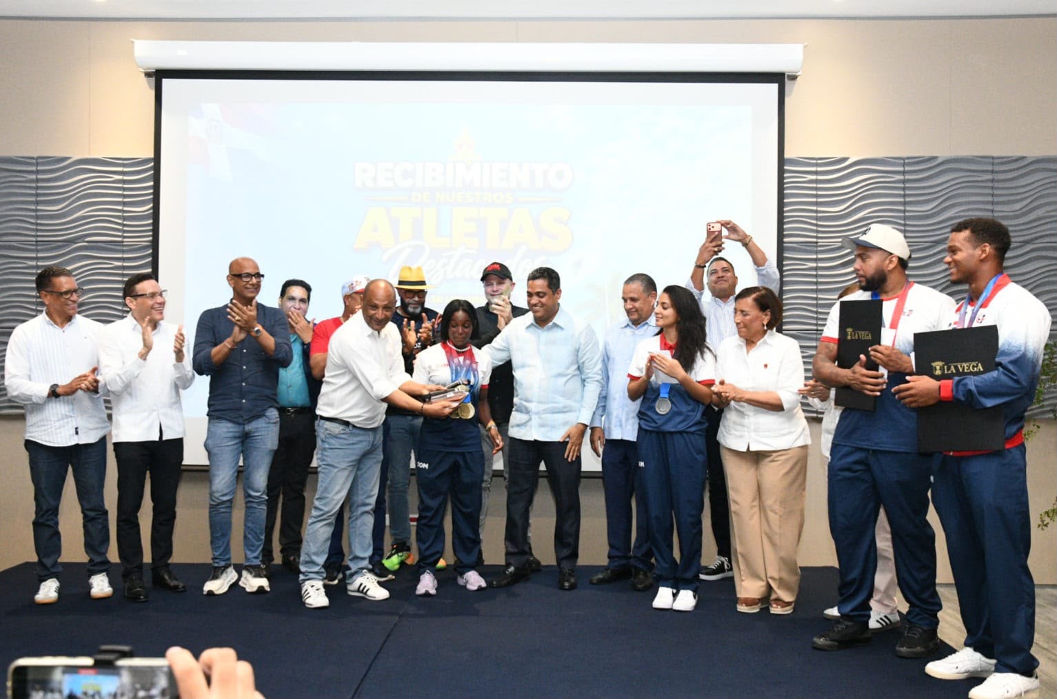 La Vega premia a sus campeones