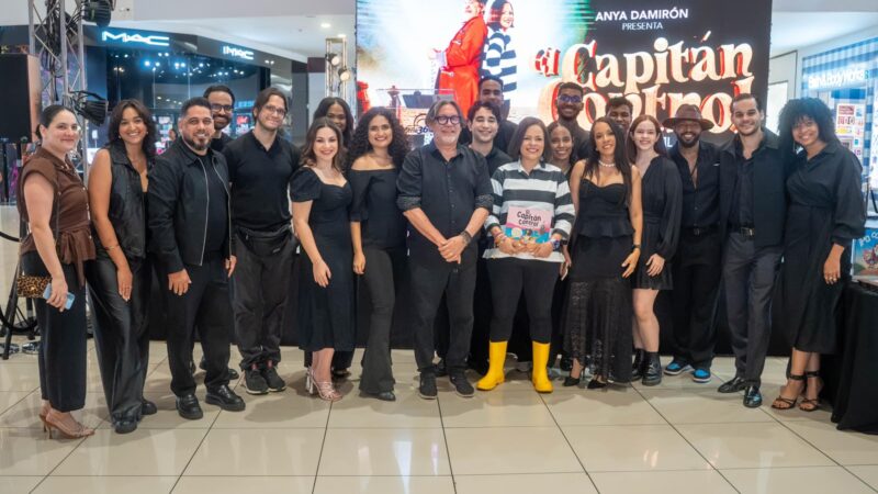 “El Capitán Control” zarpa rumbo al Teatro Nacional