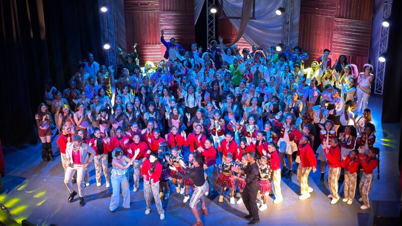 “ROYAL COUTURE”, música, moda y danza en sinergia. 