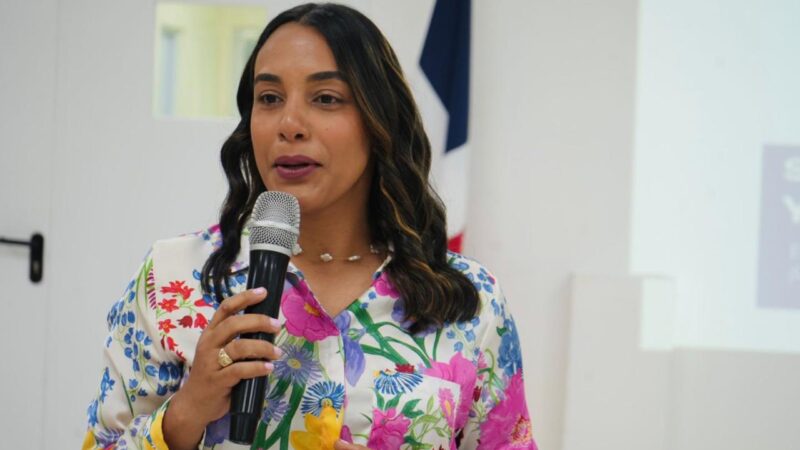 Sicóloga clínica advierte sobre importancia de buscar ayuda ante el agotamiento físico y emocional