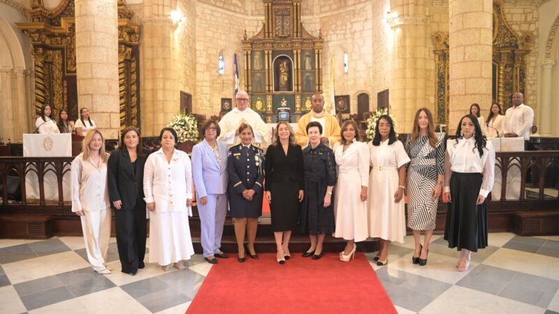 Ministerio de la Mujer conmemora aniversario destacando avances en derechos