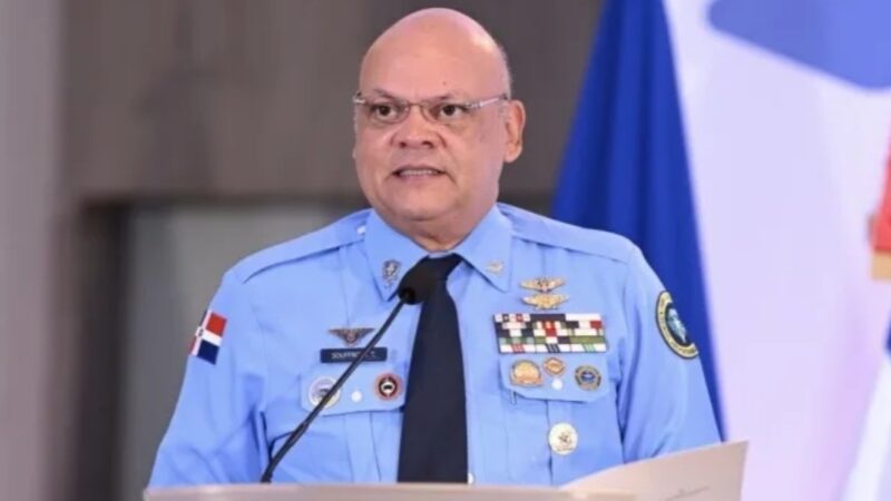 Abinader designa a Enmanuel Marcelino Souffront Tamayo como nuevo comandante de la Fuerza Aérea