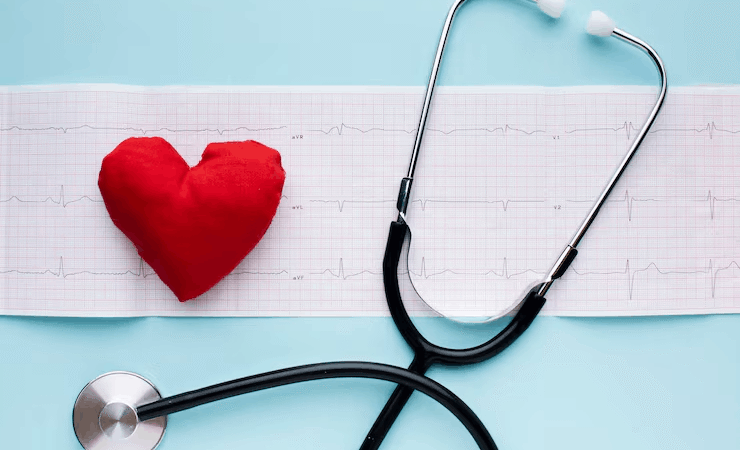 ¿Su corazón se acelera o se salta latidos? Conozca cuándo puede tratarse de una arritmia