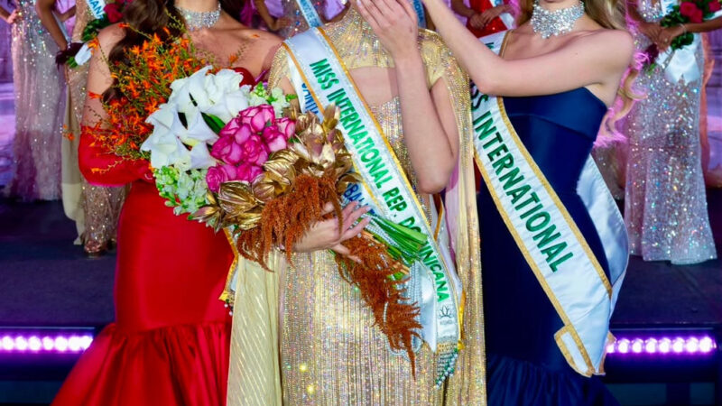 Paola Michelle es coronada Miss International Dominican Republic 2026